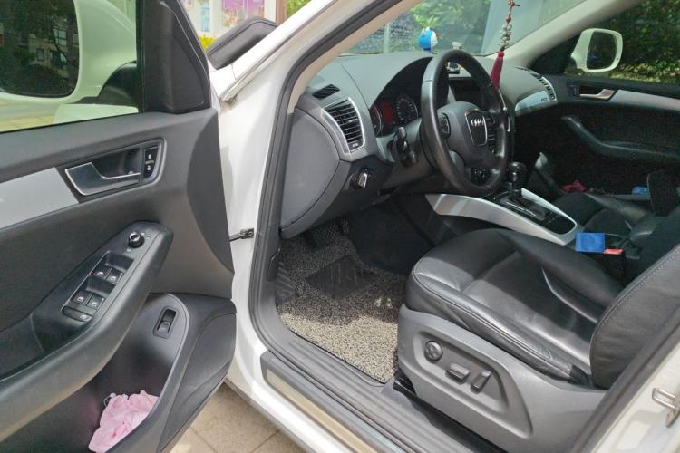 Used Audi Q5 2012 2.0TFSI Technology Model Driver Seat