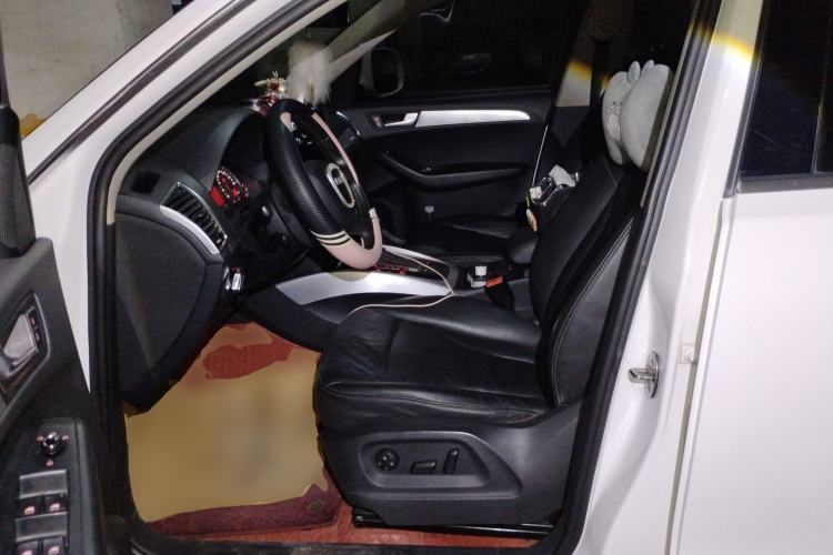 Used Audi Q5 2012 2.0TFSI Technology Model Driver Seat