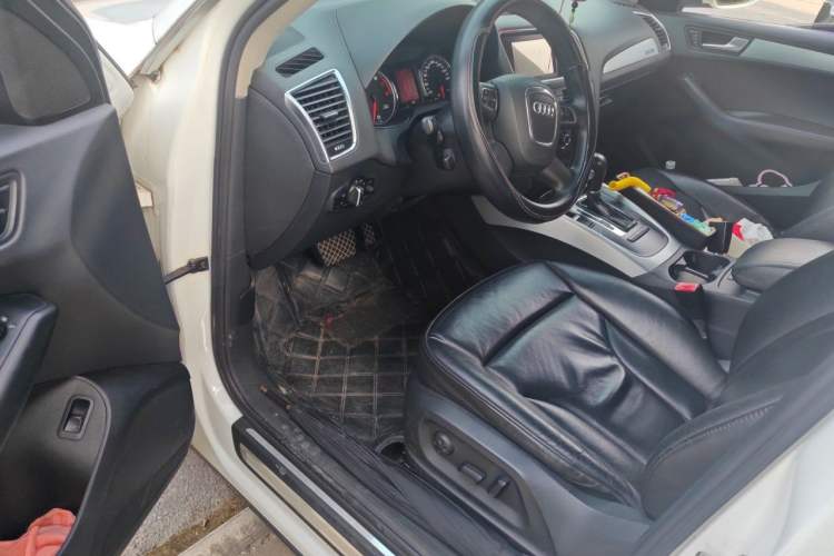 Used Audi Q5 2012 2.0TFSI Technology Model Driver Seat
