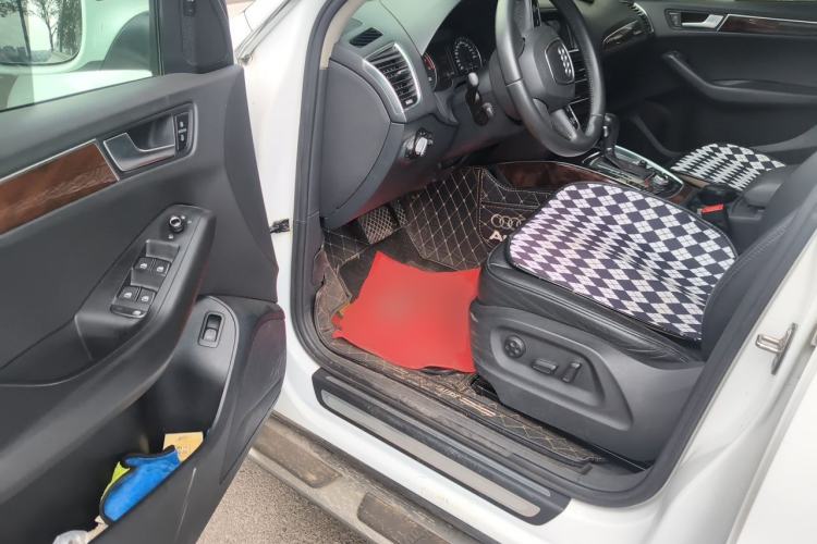 Used Audi Q5 2012 2.0TFSI Comfort Version Driver Seat