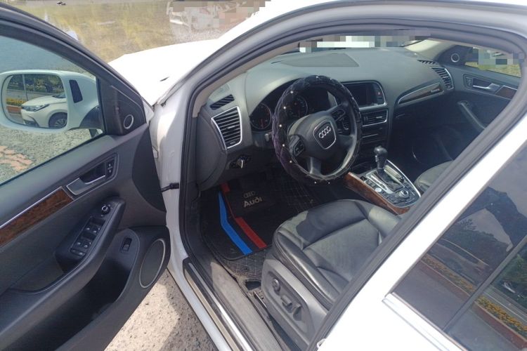 Used Audi Q5 2012 2.0TFSI Comfort Version Driver Seat