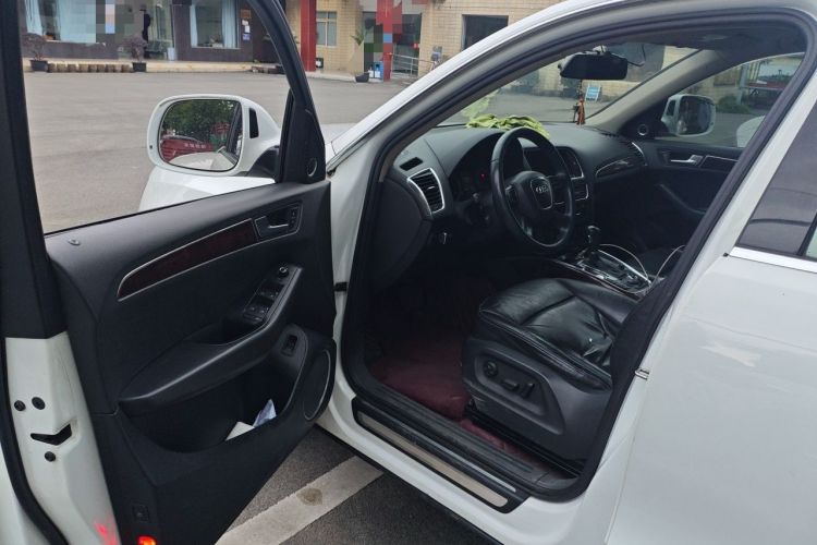 Used Audi Q5 2012 2.0TFSI Comfort Version Driver Seat