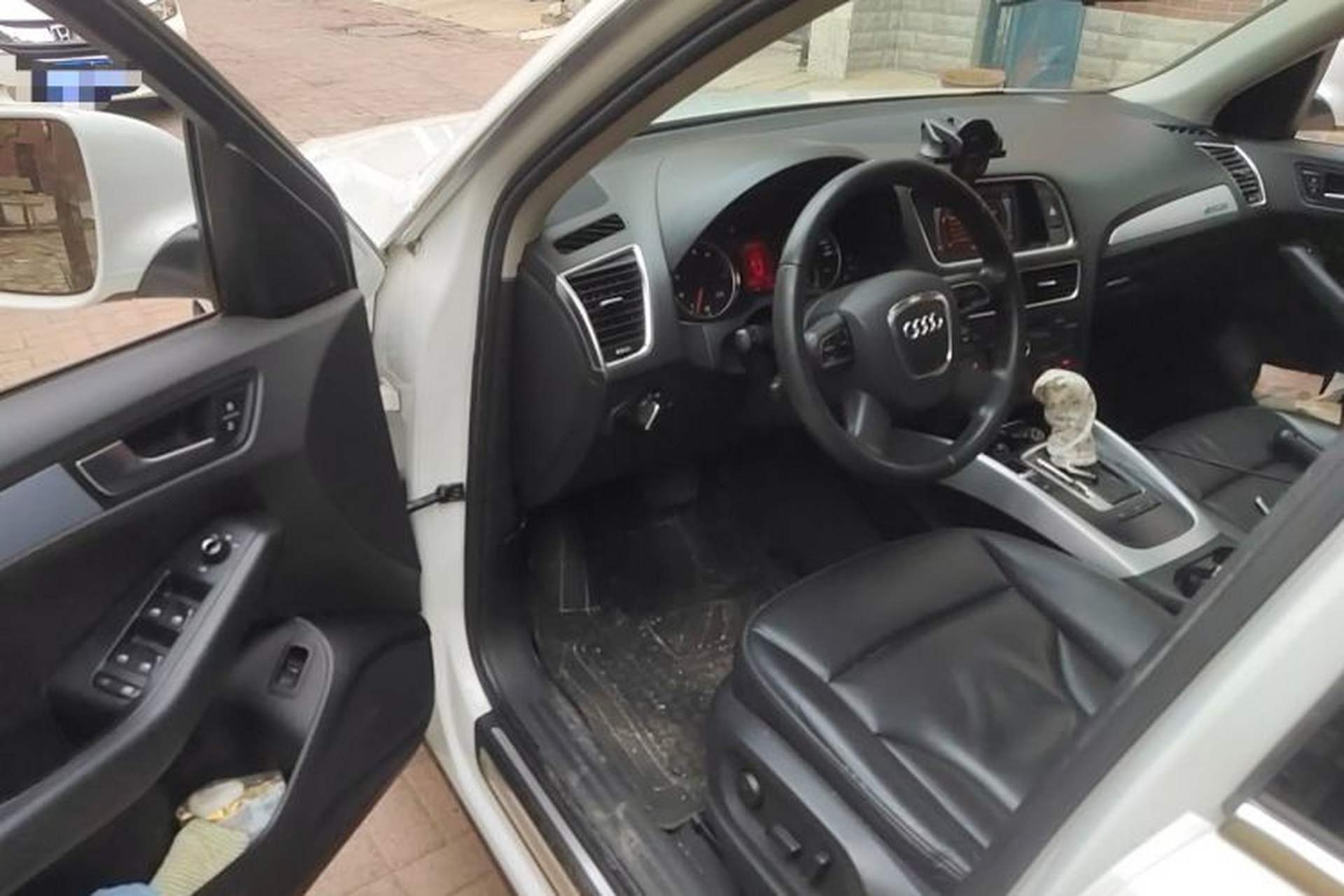 Used Audi Q5 2012 2.0TFSI Technology Model Driver Seat
