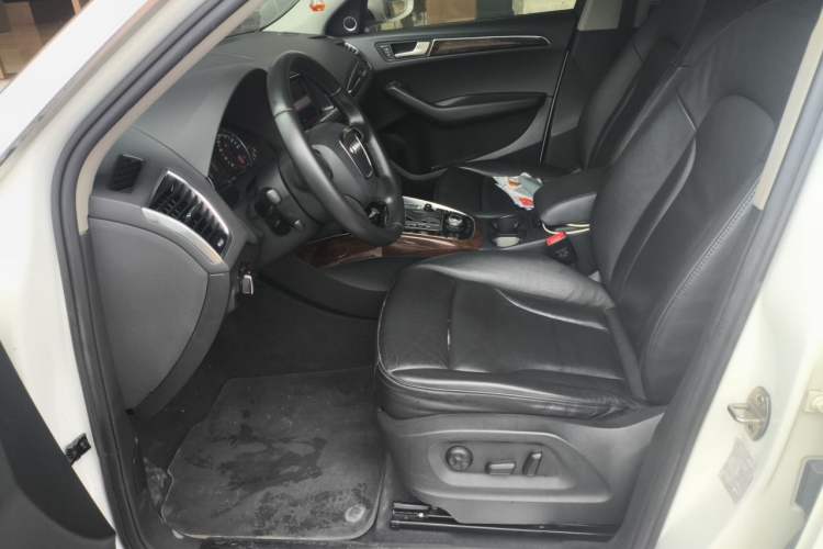Used Audi Q5 2012 2.0TFSI Comfort Version Driver Seat