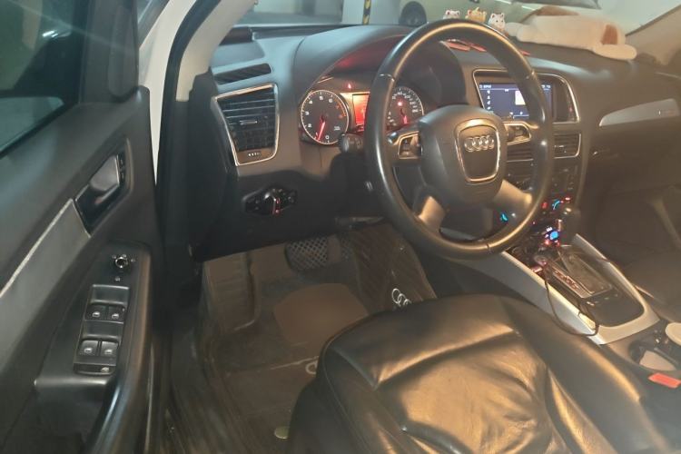 Used Audi Q5 2012 2.0TFSI Technology Model Driver Seat