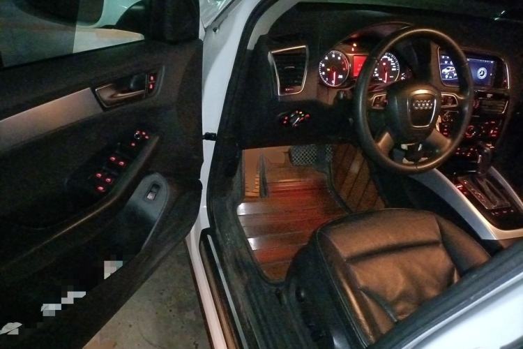 Used Audi Q5 2012 2.0TFSI Technology Model Driver Seat