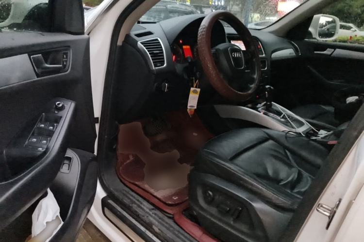 Used Audi Q5 2012 2.0TFSI Technology Model Driver Seat
