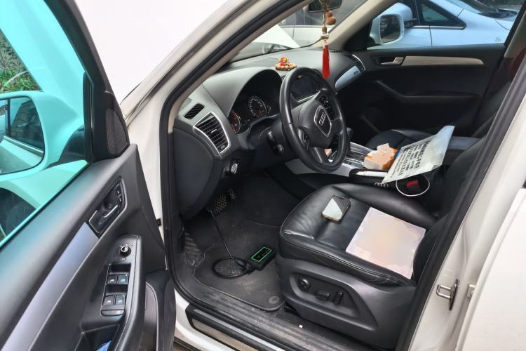 Used Audi Q5 2012 2.0TFSI Technology Model Driver Seat