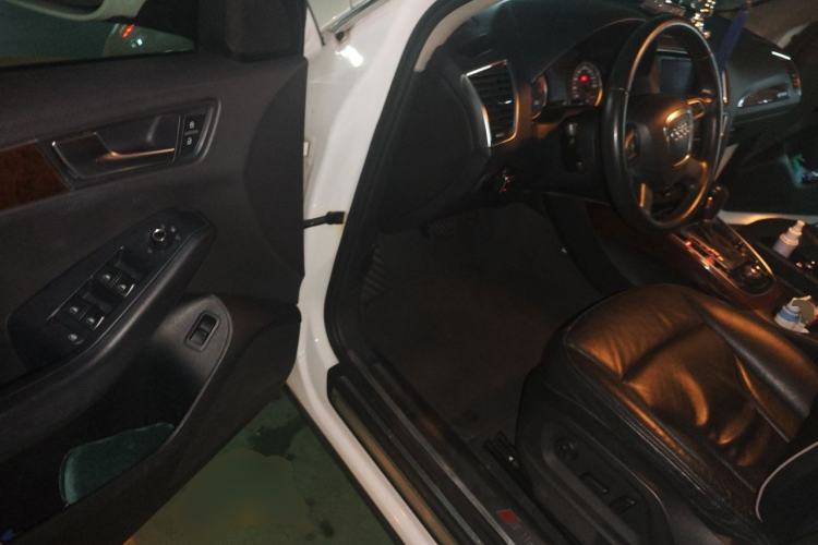 Used Audi Q5 2012 2.0TFSI Comfort Version Driver Seat