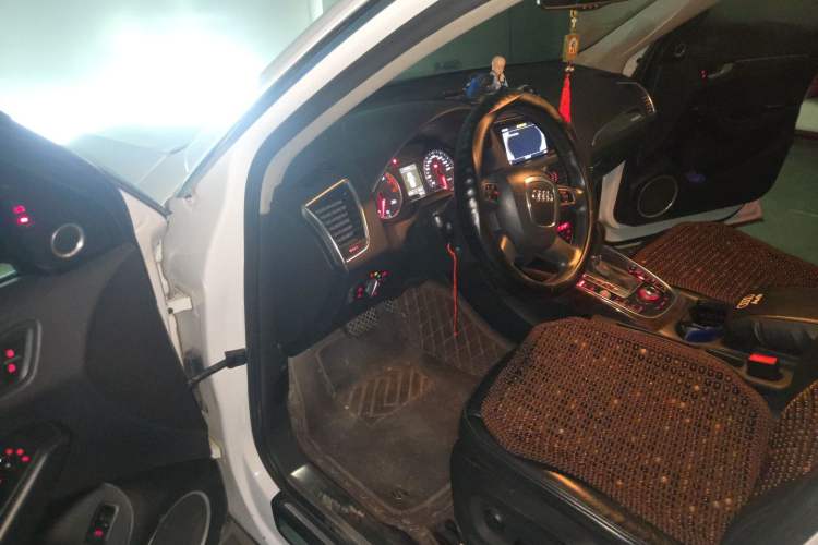 Used Audi Q5 2012 2.0TFSI Comfort Version Driver Seat