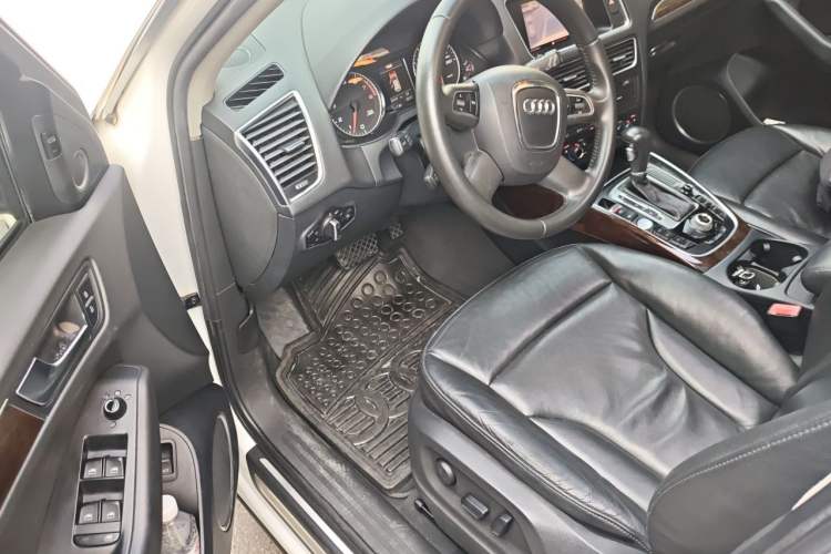 Used Audi Q5 2012 2.0TFSI Comfort Version Driver Seat