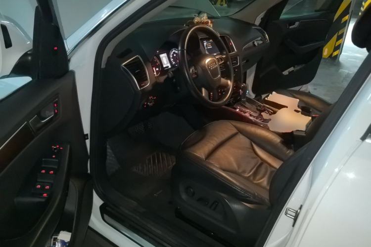 Used Audi Q5 2012 2.0TFSI Luxury Edition Driver Seat