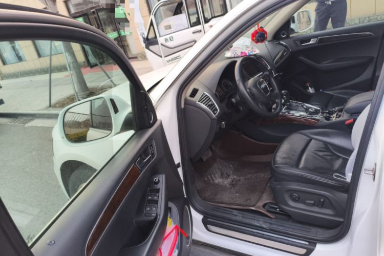 Used Audi Q5 2012 2.0TFSI Comfort Version Driver Seat