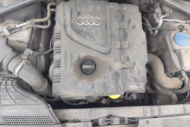 Used Audi Q5 2012 2.0TFSI Trendy Edition Engine Bay