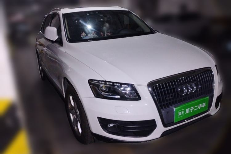 Used Audi Q5 2012 2.0TFSI Technology Model Front Right 45 Deg