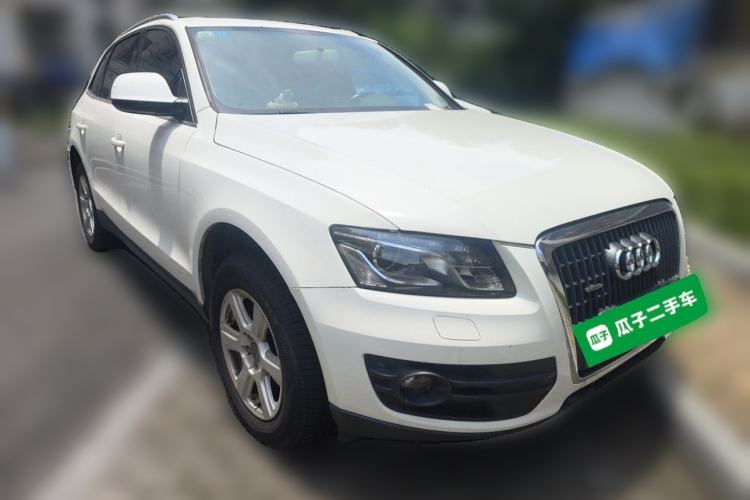 Used Audi Q5 2012 2.0TFSI Trendy Edition Front Right 45 Deg