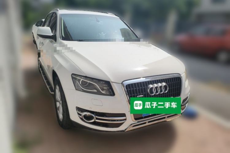 Used Audi Q5 2012 2.0TFSI Technology Model Front Right 45 Deg