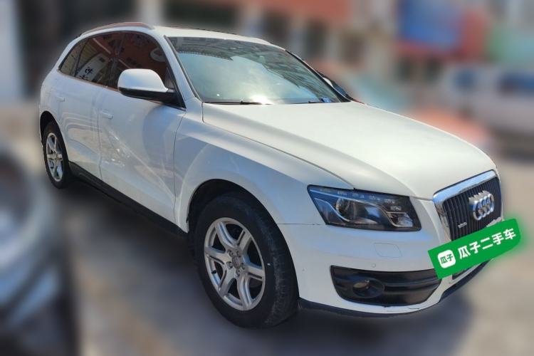Used Audi Q5 2012 2.0TFSI Technology Model Front Right 45 Deg