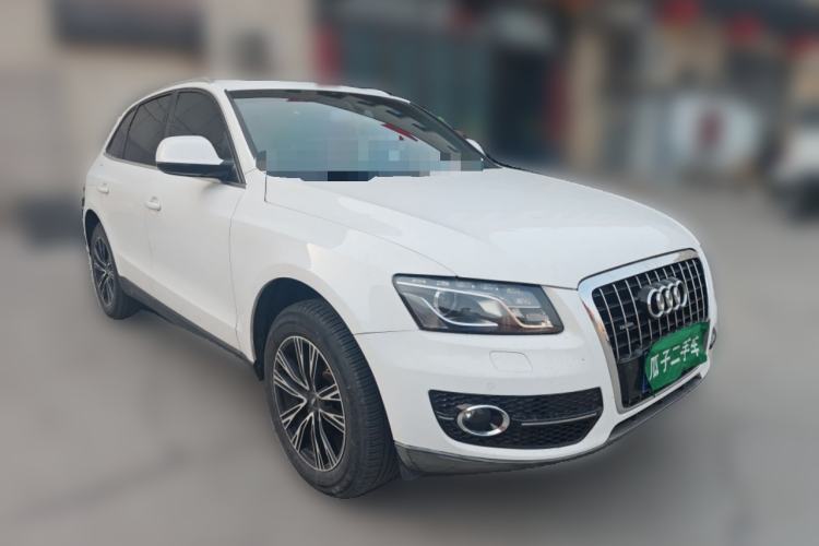 Used Audi Q5 2012 2.0TFSI Comfort Version Front Right 45 Deg