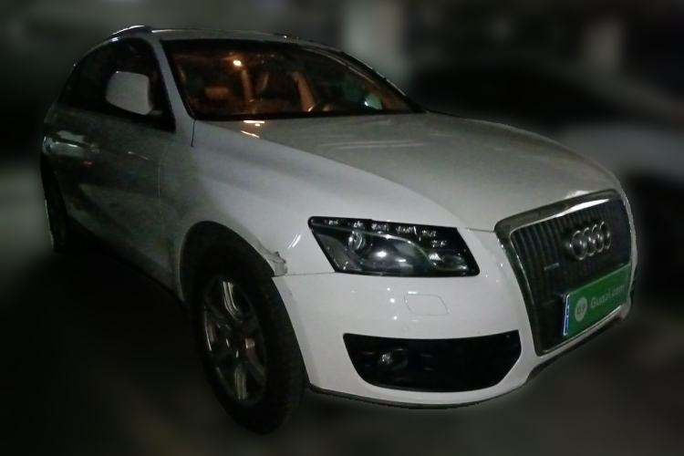 Used Audi Q5 2012 2.0TFSI Technology Model Front Right 45 Deg
