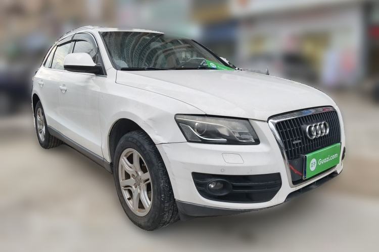 Used Audi Q5 2012 2.0TFSI Technology Model Front Right 45 Deg