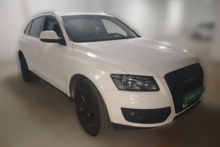 Used Audi Q5 2012 2.0TFSI Comfort Version Front Right 45 Deg