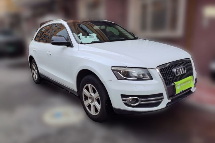Used Audi Q5 2012 2.0TFSI Trendy Edition Front Right 45 Deg