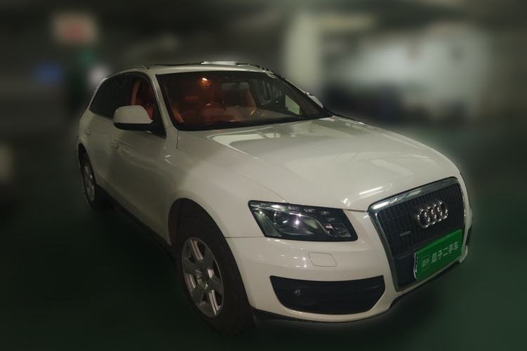 Used Audi Q5 2012 2.0TFSI Trendy Edition Front Right 45 Deg