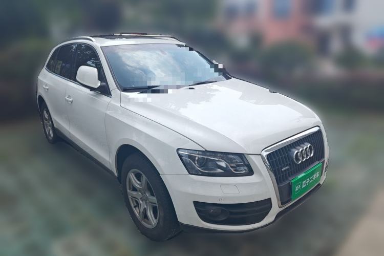 Used Audi Q5 2012 2.0TFSI Technology Model Front Right 45 Deg
