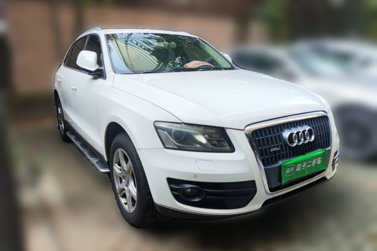 Used Audi Q5 2012 2.0TFSI Technology Model Front Right 45 Deg