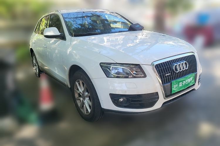 Used Audi Q5 2012 2.0TFSI Comfort Version Front Right 45 Deg