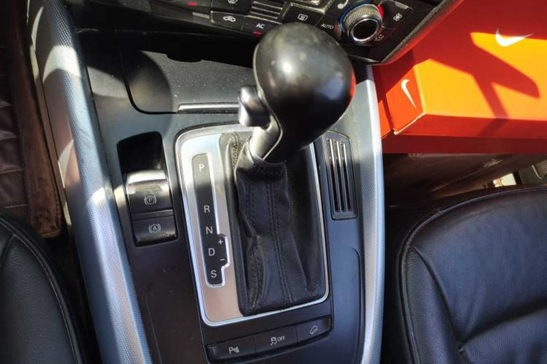 Used Audi Q5 2012 2.0TFSI Technology Model Gear Lever