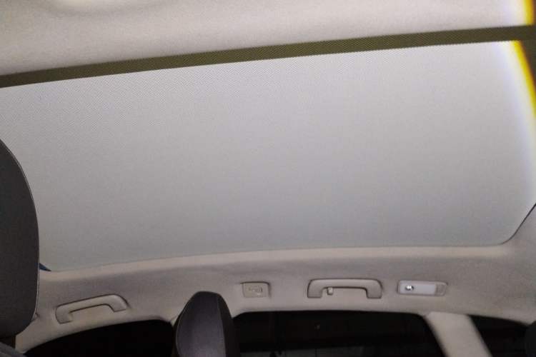 Used Audi Q5 2012 2.0TFSI Technology Model Headliner