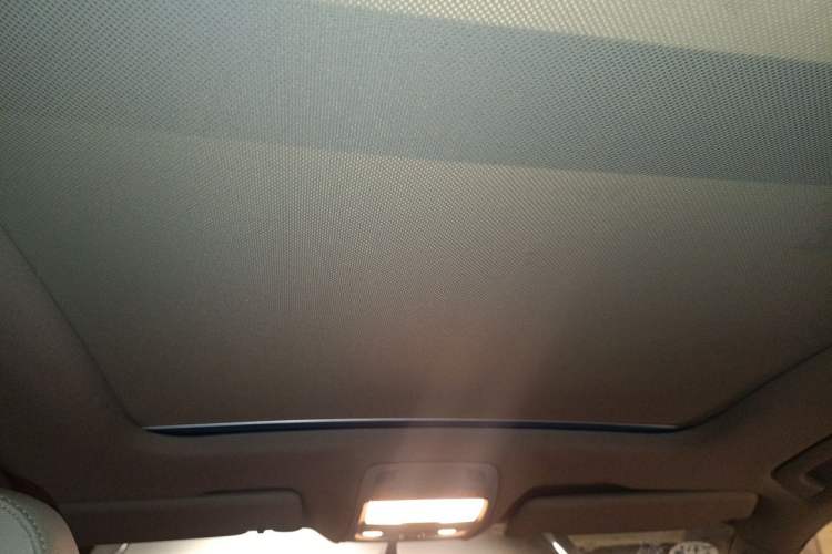 Used Audi Q5 2012 2.0TFSI Technology Model Headliner