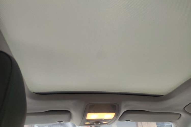 Used Audi Q5 2012 2.0TFSI Comfort Version Headliner