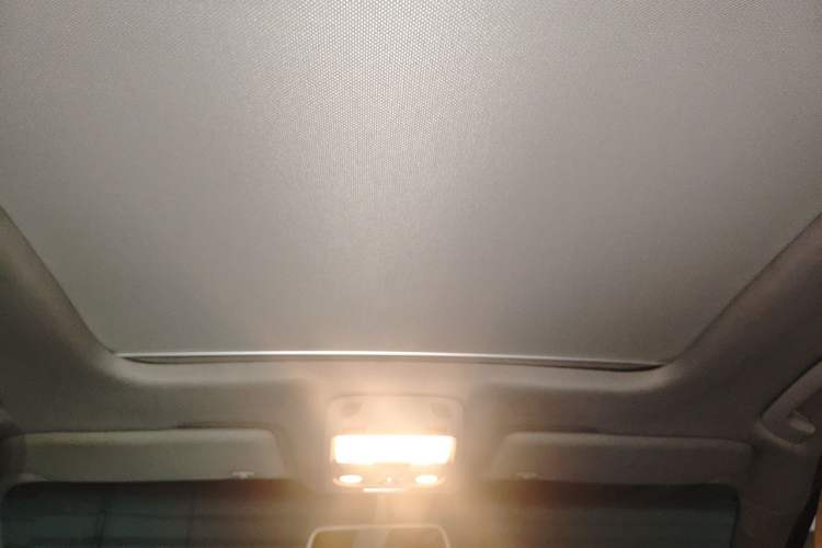 Used Audi Q5 2012 2.0TFSI Comfort Version Headliner