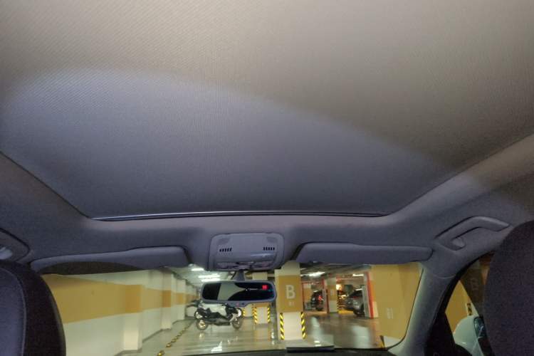 Used Audi Q5 2012 2.0TFSI hybrid Headliner