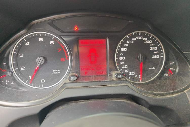 Used Audi Q5 2012 2.0TFSI Technology Model Instrument Cluster
