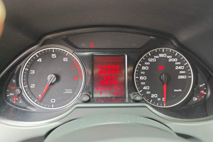 Used Audi Q5 2012 2.0TFSI Technology Model Instrument Cluster