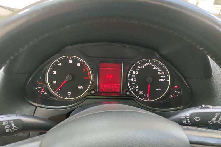 Used Audi Q5 2012 2.0TFSI Comfort Version Instrument Cluster