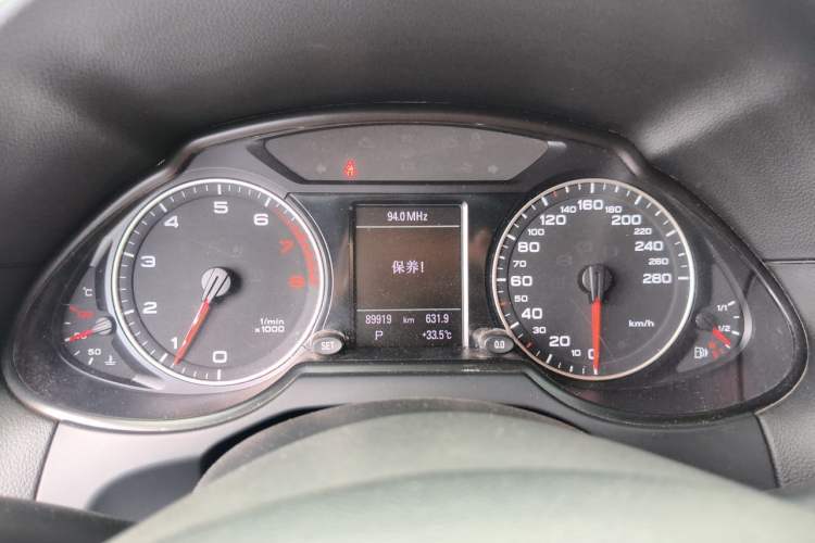 Used Audi Q5 2012 2.0TFSI Comfort Version Instrument Cluster