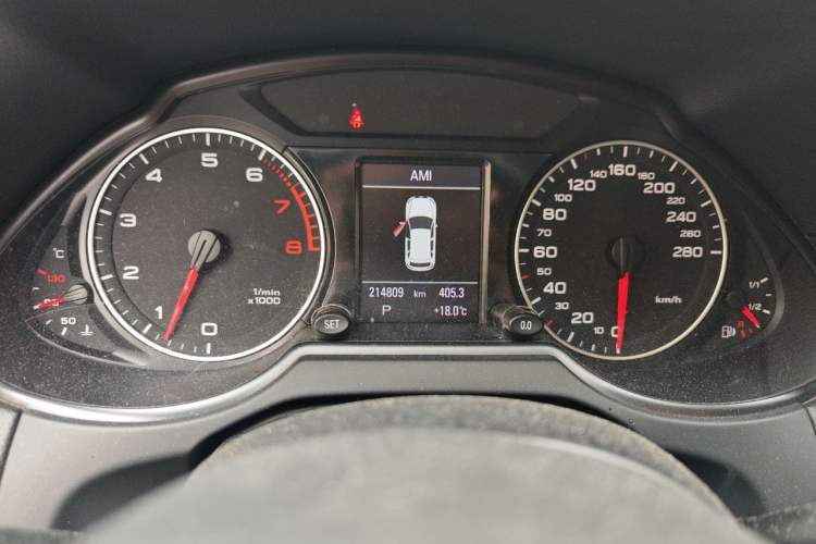 Used Audi Q5 2012 2.0TFSI Comfort Version Instrument Cluster