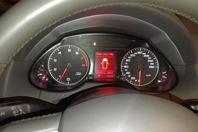 Used Audi Q5 2012 2.0TFSI Technology Model Instrument Cluster