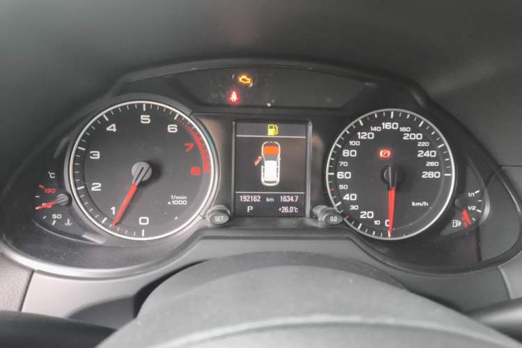 Used Audi Q5 2012 2.0TFSI Comfort Version Instrument Cluster