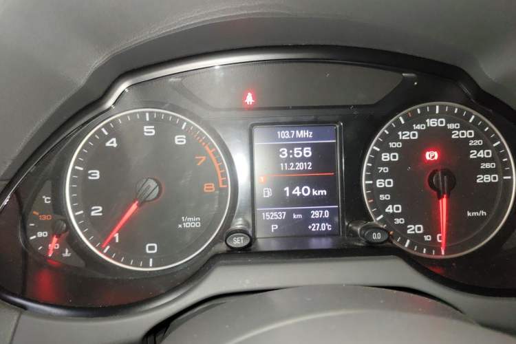 Used Audi Q5 2012 2.0TFSI Comfort Version Instrument Cluster