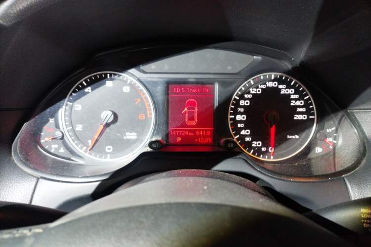 Used Audi Q5 2012 2.0TFSI Technology Model Instrument Cluster