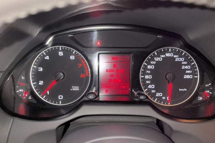 Used Audi Q5 2012 2.0TFSI Technology Model Instrument Cluster