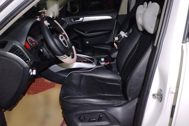 Used Audi Q5 2012 2.0TFSI Technology Model Left Front Seat