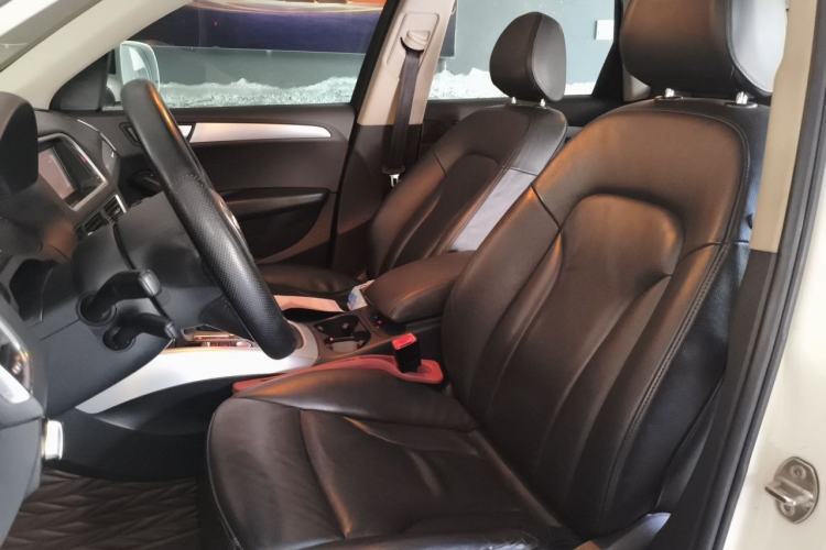 Used Audi Q5 2012 2.0TFSI Technology Model Left Front Seat
