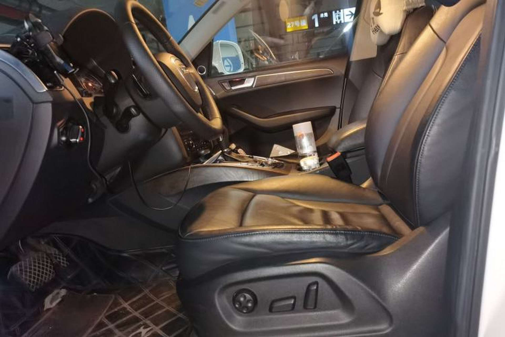 Used Audi Q5 2012 2.0TFSI hybrid Left Front Seat